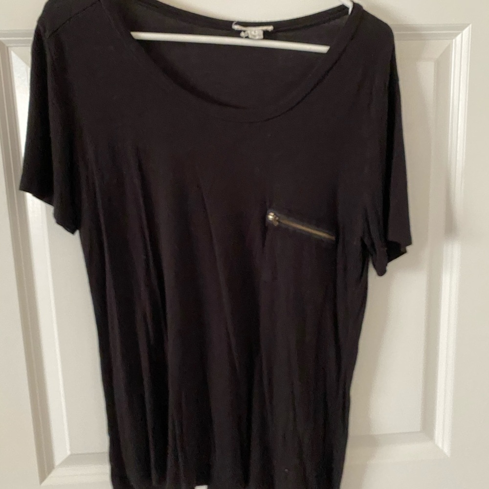 Black t-shirt